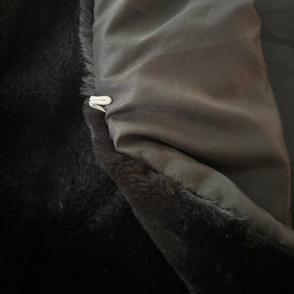 (SOLD) Faux Fur (5 feet long!) - Picture 6 of 6